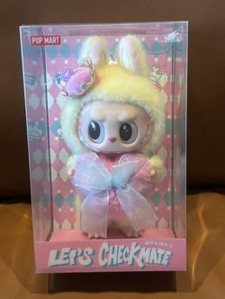 Authentic Labubu 'Let's Checkmate' Queen Pop Mart the Monsters