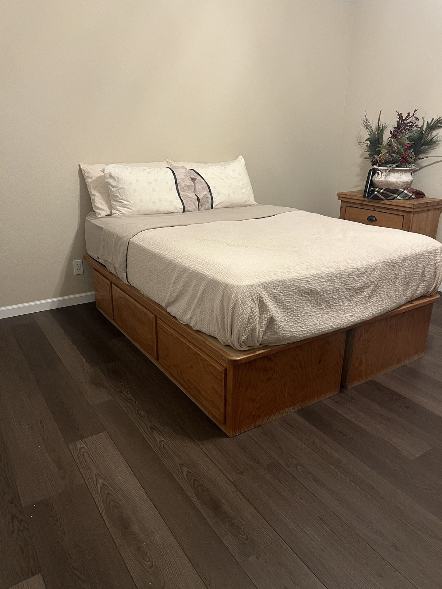 Full Size Storage bed and End Table