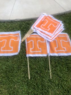 TENNESSEE VOLUNTEERS FLAGS