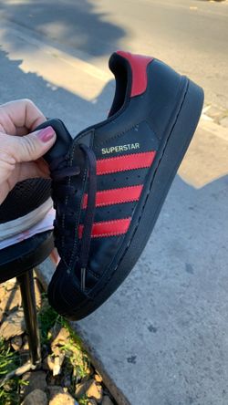 Adidas Suoer Star Size 7