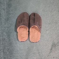 Brand New MUK LUKS MENS SLIPERS