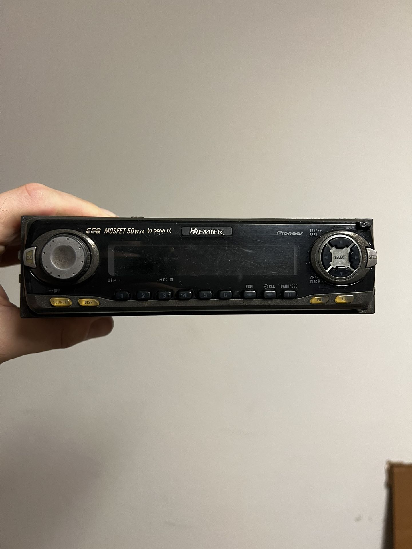 Pioneer Premier DEH-P330 Car Audio Stereo