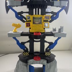 Imaginext DC Super Friends Transforming Batcave