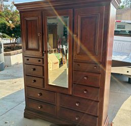 Solid Wood Wardrobe/Armoire, Good Condition