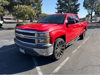 2015 Chevrolet Silverado v6 clean title
