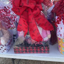 Valentines Gift Basket 