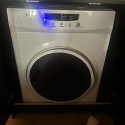 Magic Chef Small Electric DRYER