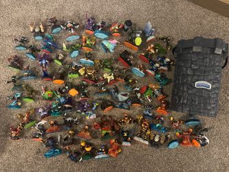 Huge Skylanders lot