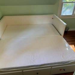 Twin Trundle Bed with Storage