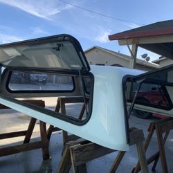 Toyota Camper (White)