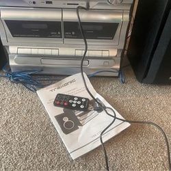 Estéreo And Speakers 