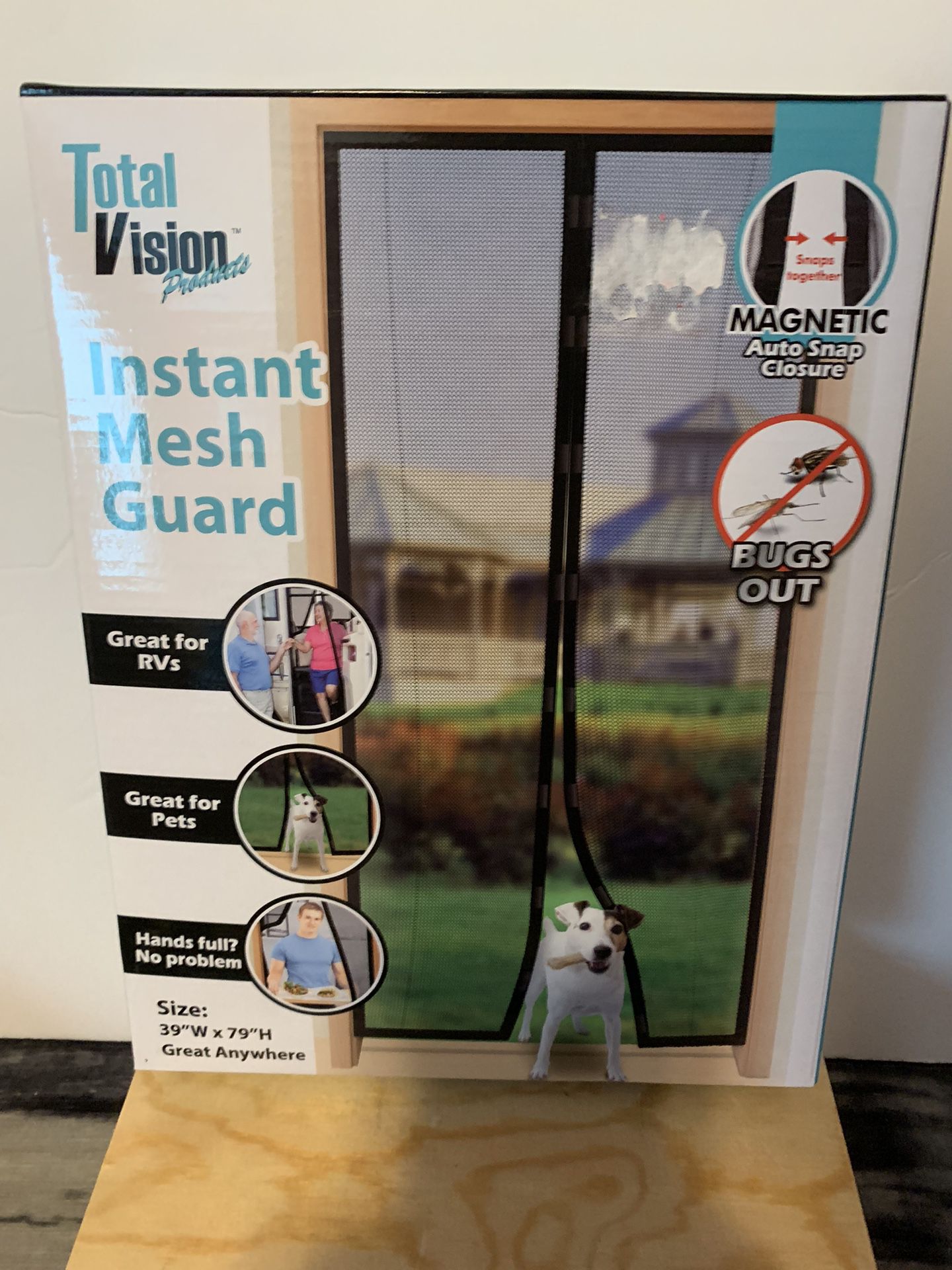 New  Magnetic Screen Panels easy In Out Closure Doors. Great For Pets Being To Go In & Out Without Doggy Door.