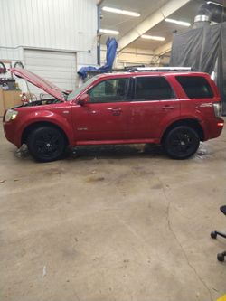 Mercury Mariner premiere v6