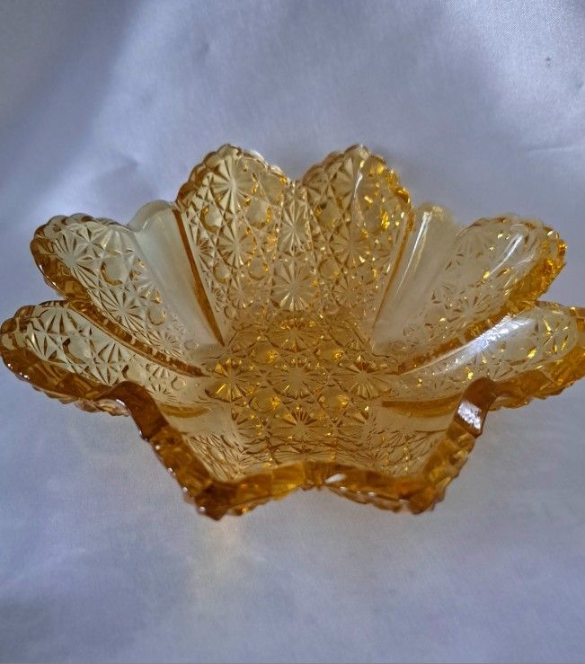 Vintage Fenton For LG Wright Gold Daisy And Button Star Dish