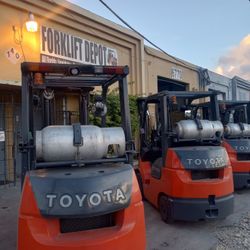FORKLIFT TOYOTA #1 WHOLESALERS