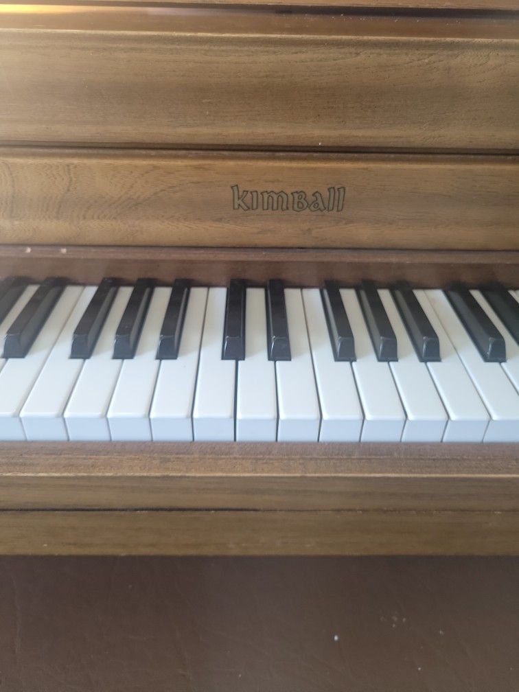 KIMBALL CLSSIC PIANO