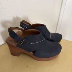 B.O.C Women’s  Clogs 