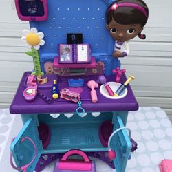 Doc McStuffins Make Sounds With Accessories