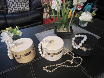 Round Style Purse