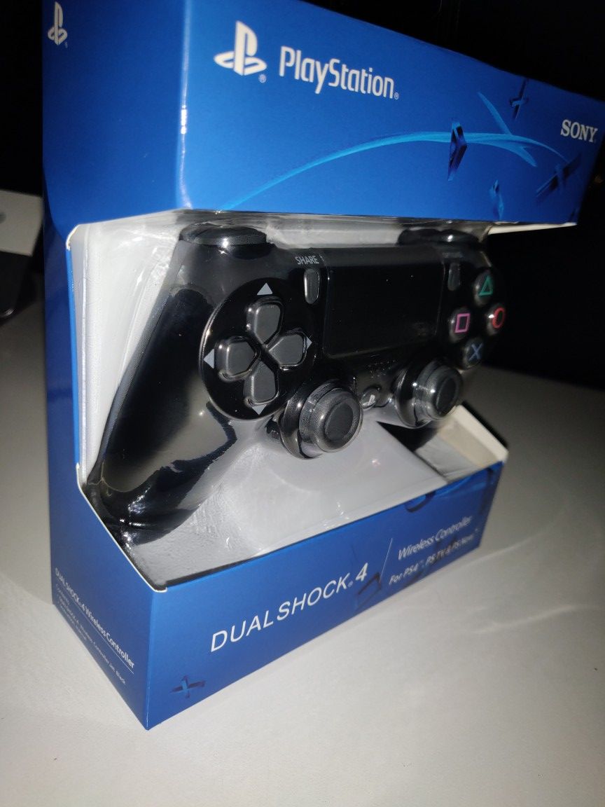 Sony PlayStation DualShock 4 wireless controller