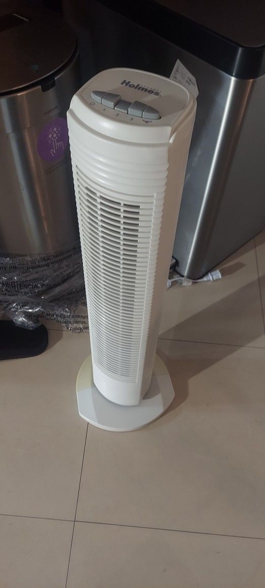White tower fan $30