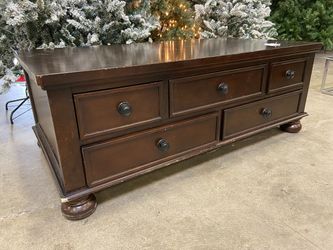 ASHLEY Dark Stain 5 Drawer Engraved Coffee Table