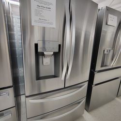 $1450(MSRP$3499, Save $2049) LG SMART French 4 Door Refrigerator with Spill-proof Shelves and Electronic LED Controls