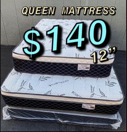 Queen size pillow top mattress