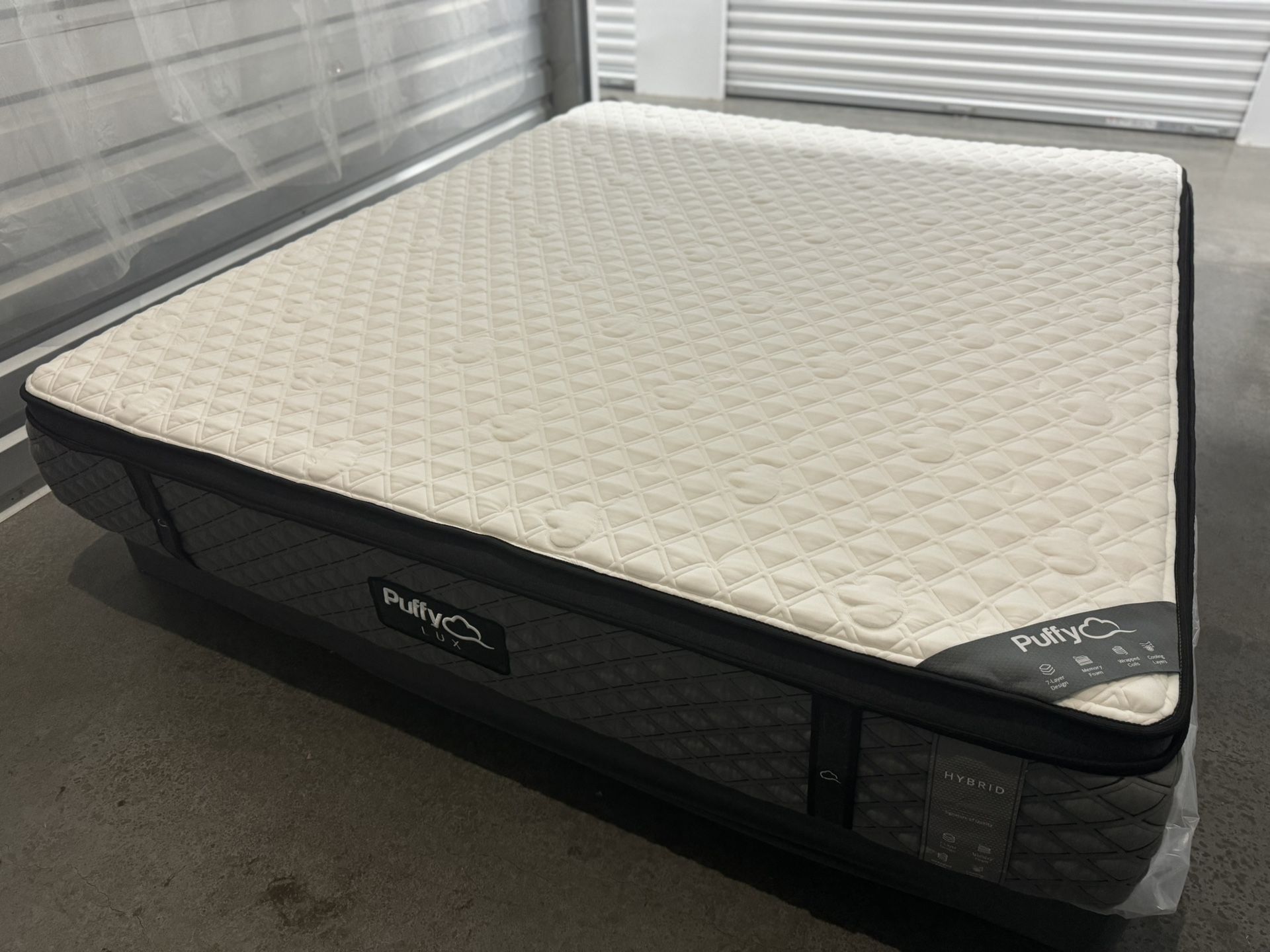 Like New Puffy Lux Hybrid California King Mattress