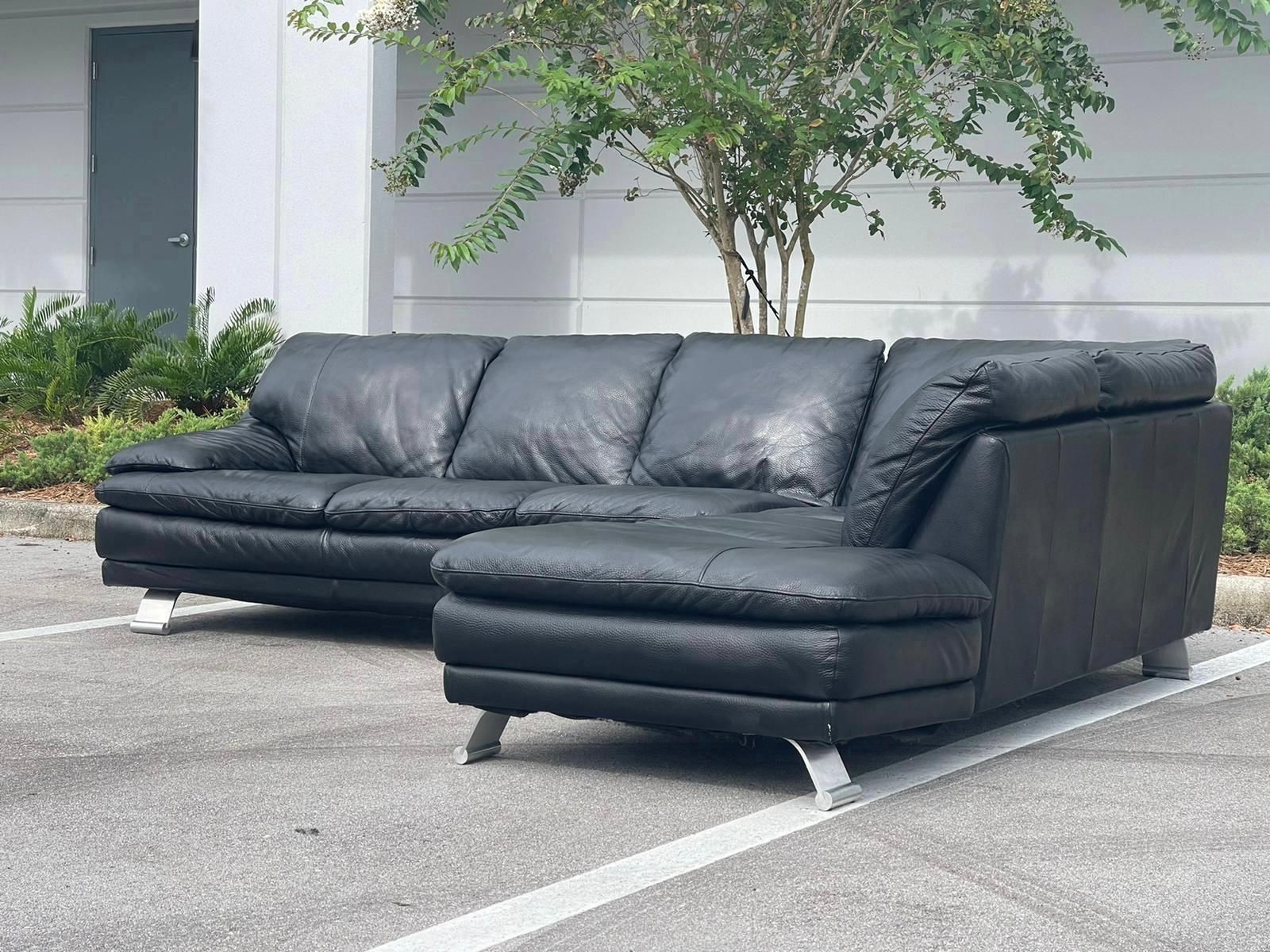 Couch/Sofa Sectional - Leather - Black - Delivery Available 🚛