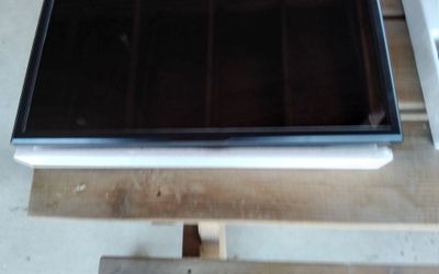 19 in monitor