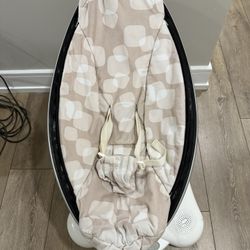 4moms mamaRoo Baby Swing/Rocker – Works Great – Pickup in Westfield, NJ Price: $35