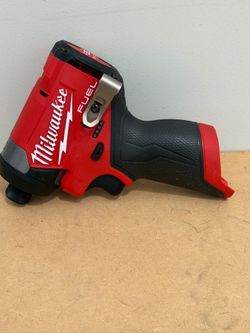 Milwaukee M12 Impact Driver