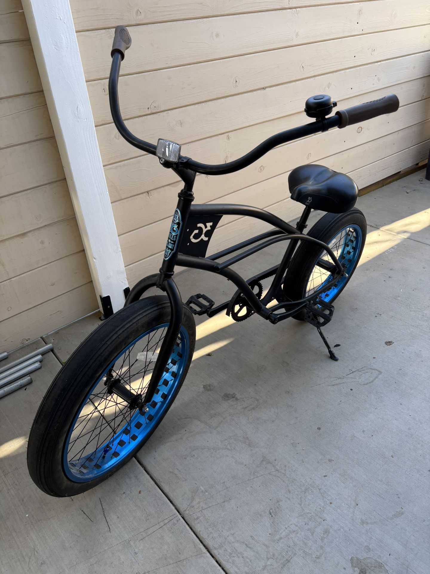 3 G Beach Cruiser Bike