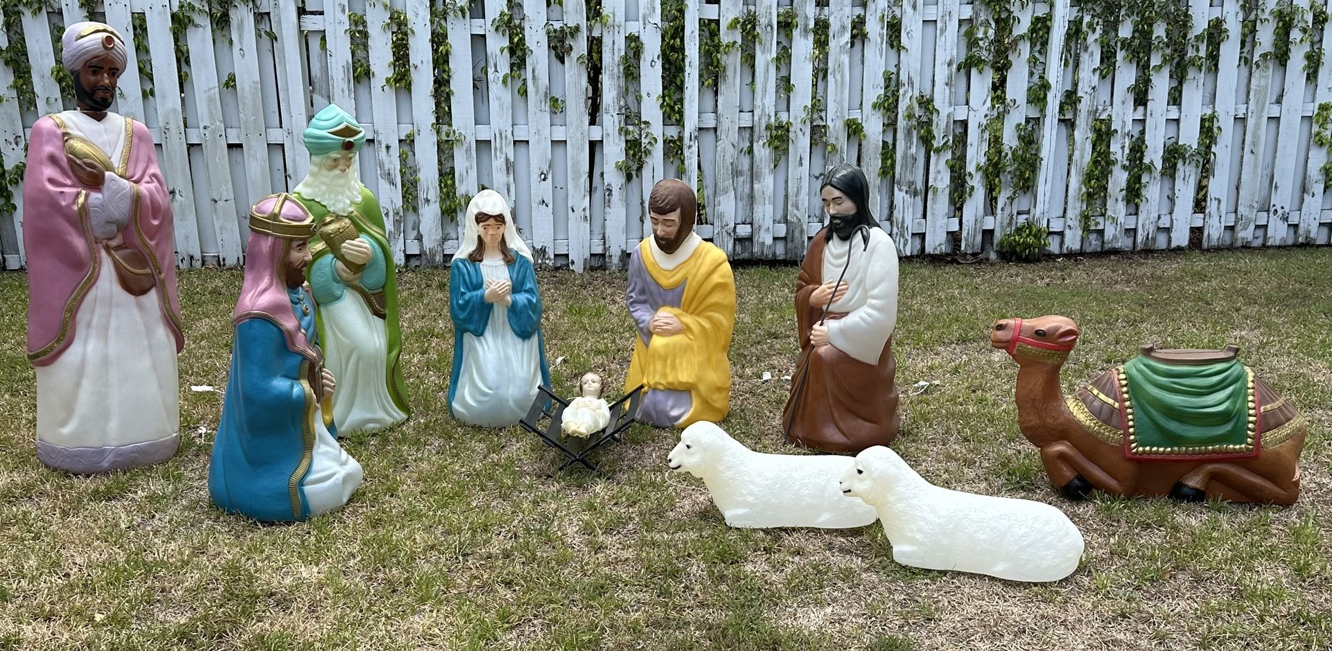 10 Pc Life Size Vintage Empire Blow Mold Lighted Nativity Set
