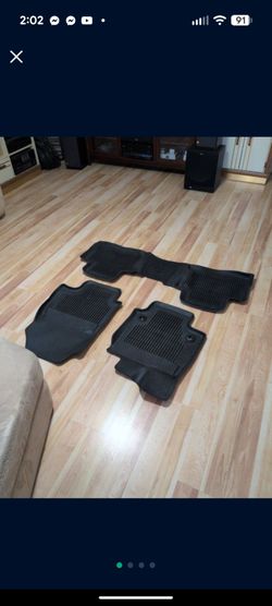 Toyota Rav 4 Rugs 2019-2025