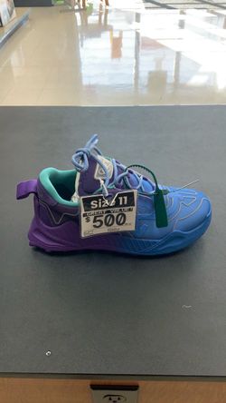 Off-White Sneakers