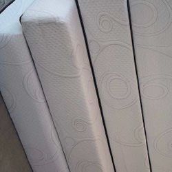 White Memory Foam Twin Size Set