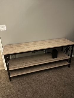 Large TV stand fits 65-85 inch Tv