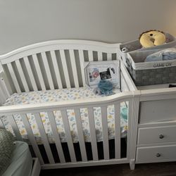 baby crib 