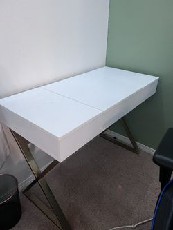 White Vanity Desk