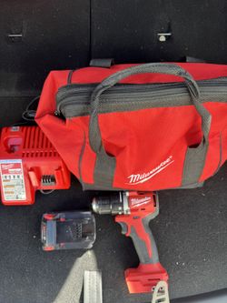 Milwaukee Compact Drill/Driver