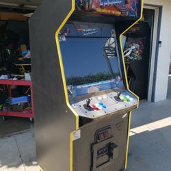 Nice Arcade Game With 3000 Games. New Joysticks And Buttons. Free Delivery 