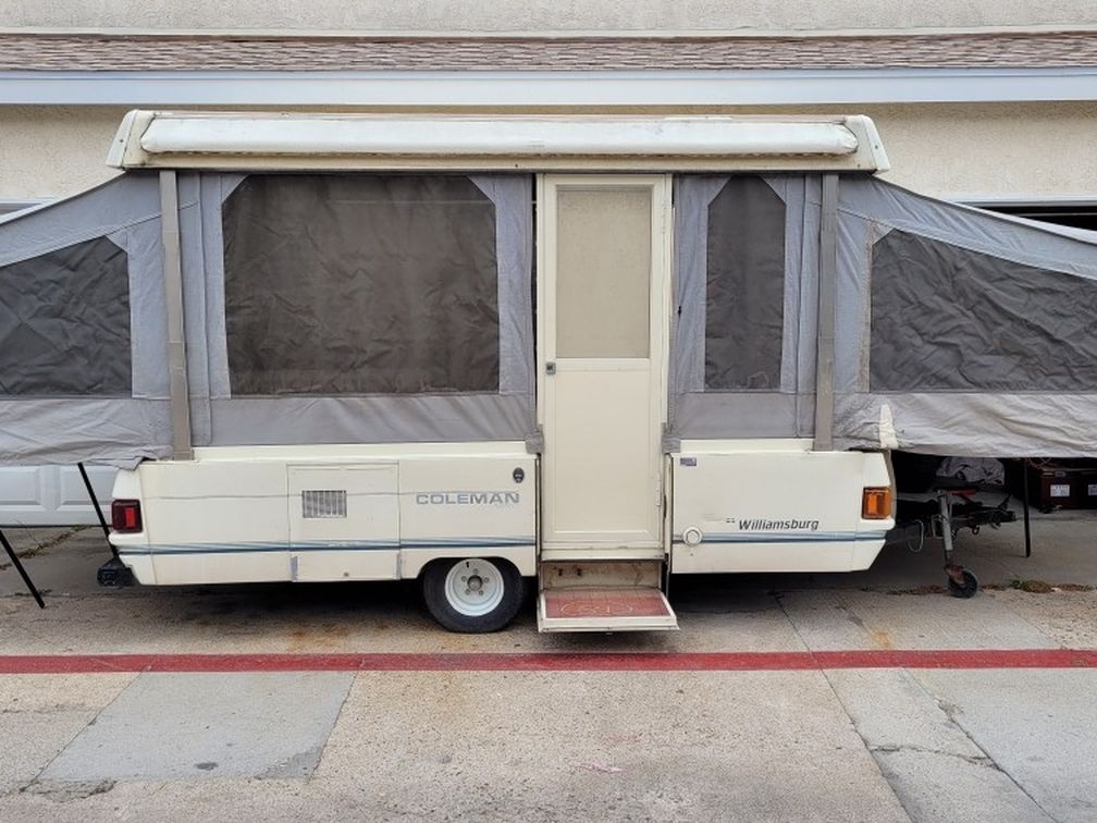 Photo Coleman Pop Up Camper