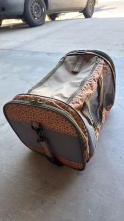 Animal carrier bag