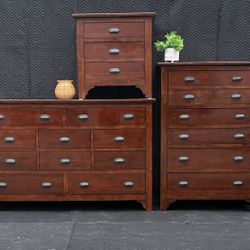Cherrywood Dresser Set 