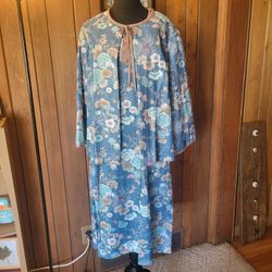 Vintage 1970s Women’s 2 Piece Polyester Floral Dress Set Size 22.5
