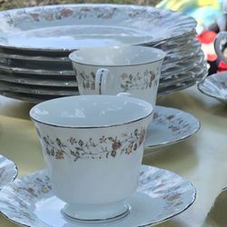 Fine China Dish Set 