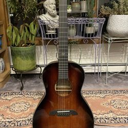Alvarez Parlor Acoustic Electric Guitar w/ PC1 Hard Case