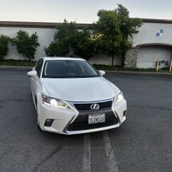 2017 Lexus CT 200h